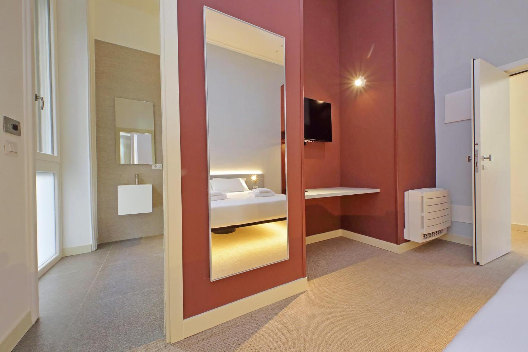 Velvet * Roma